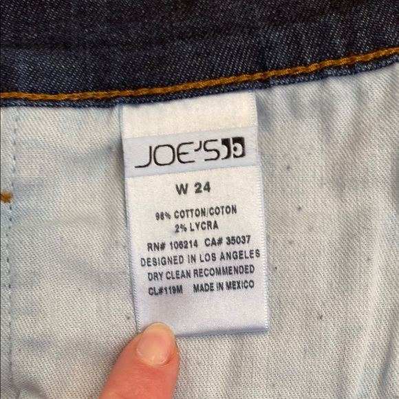 Joe's Jeans jean shorts Size 24 - Picture 3 of 7